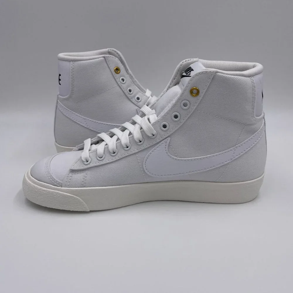 Nike Blazer Mid ' 77 White Womens Shoes